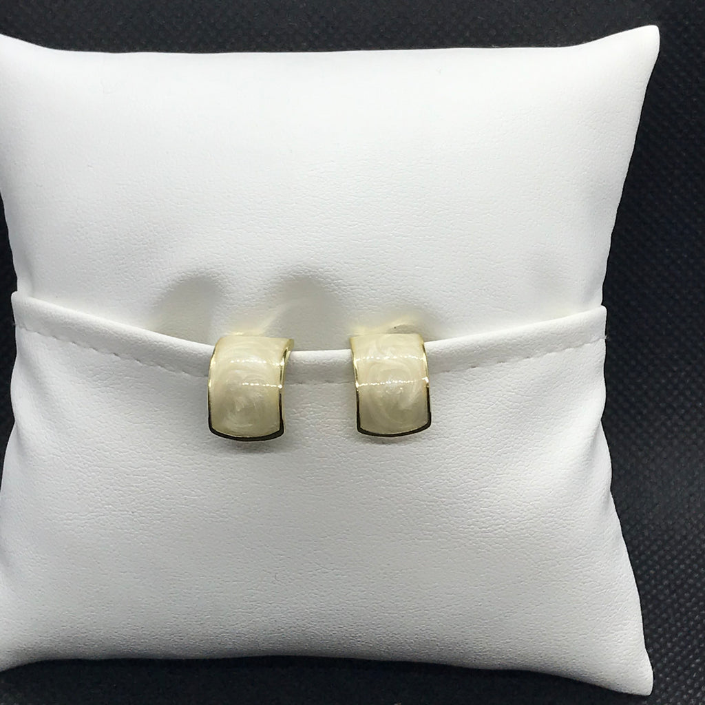 Wendy Waive Stud Earrings