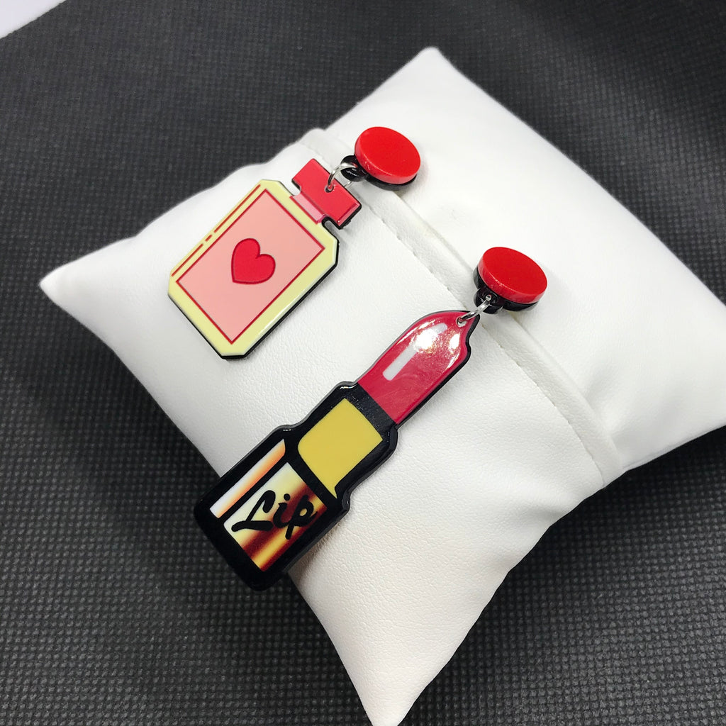 Lexi Lipstick Earrings