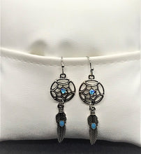 Cargar imagen en el visor de la galería, Dream Catcher Earrings