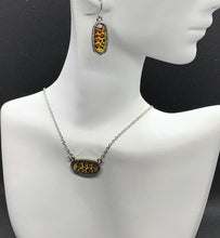 Load image into Gallery viewer, Leopard and Cheetah Necklace Set