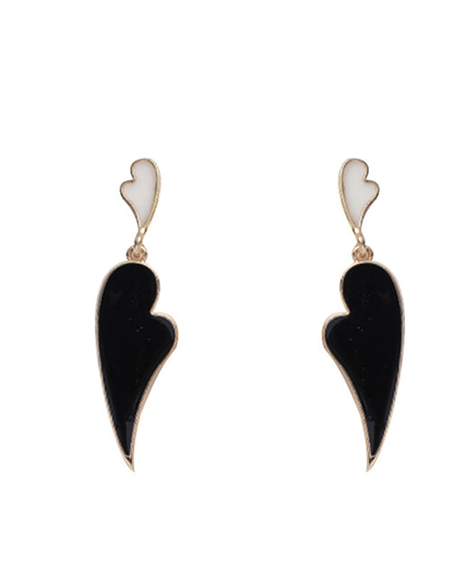 Amor De Corazon Stud Earrings