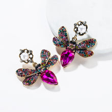 Load image into Gallery viewer, Mariposa de Crystal Earrings