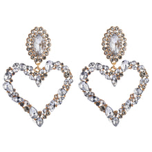 Load image into Gallery viewer, La Felicia Heart Earrings