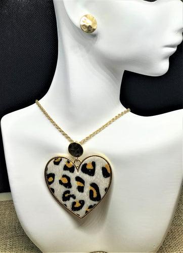 Leopard Heart and Butterfly Necklace Set