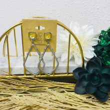 Load image into Gallery viewer, Tiana Earrings