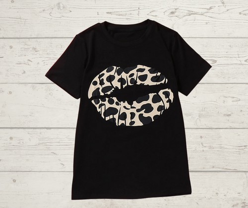 Luana Lip Shirt
