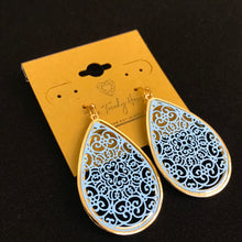 Load image into Gallery viewer, The Eleanor Earrings