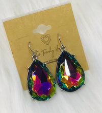 Load image into Gallery viewer, The Siobhán Earrings