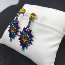 Load image into Gallery viewer, Yusra Earrings